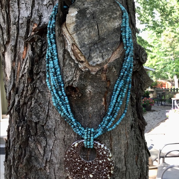Turquoise Beaded Necklace with Stone Pendant - Picture 2 of 6